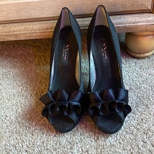 Nina New York Black Heels